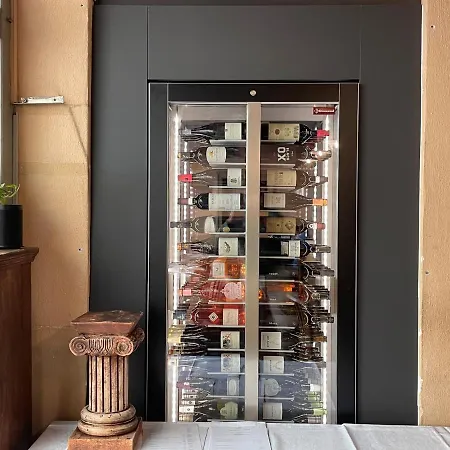 ヴァットハルデン ホテル