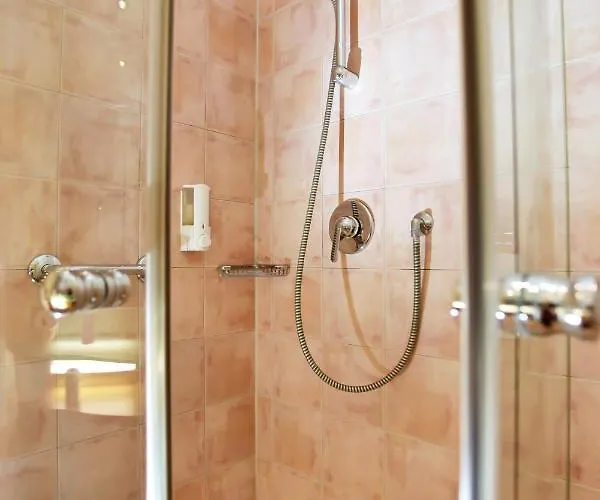 Watthalden Hotell 3*